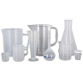 操破骚逼塑料量杯量筒采用全新塑胶原料制作，适用于实验、厨房、烘焙、酒店、学校等不同行业的测量需要，塑料材质不易破损，经济实惠。